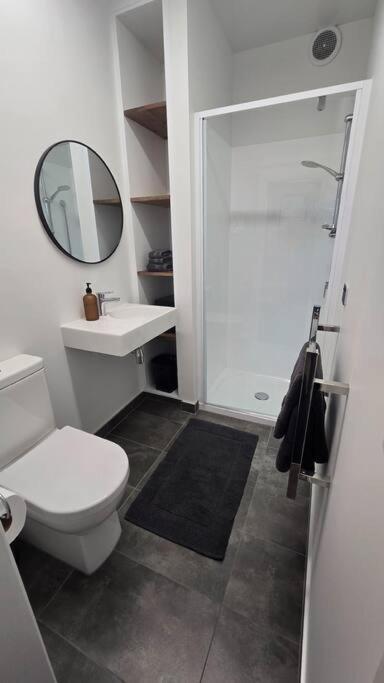 Apartment 1 - Haddin Court - Executive One Bedroom Blenheim Exterior photo